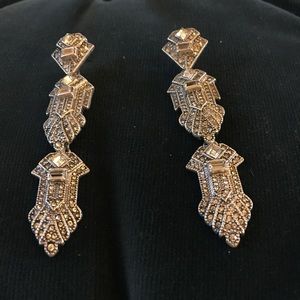 STELLA AND DOT Art Deco earrings